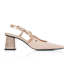 Cargar imagen en el visor de la galería, 6004 SWEET GOLDEN ROSE
