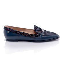 Cargar imagen en el visor de la galería, 206-013 Navy Garden Mocasin
