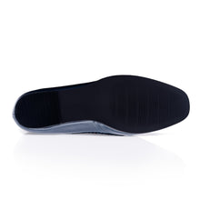 Cargar imagen en el visor de la galería, 206-013 Navy Garden Mocasin
