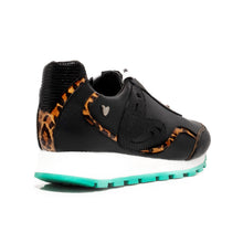 Load image into Gallery viewer, 3417-002 FELINA SNEAKER
